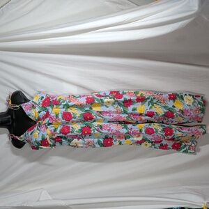 Old Navy Women Floral Jumpsuit with Pockets Size L